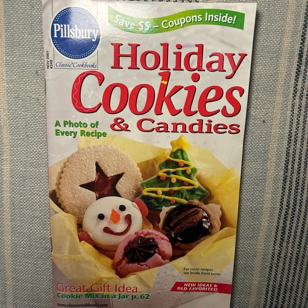 Vintage 2001 Pillsbury Holiday Cookies & Candies Classic Cookbook No. 249 Y2K